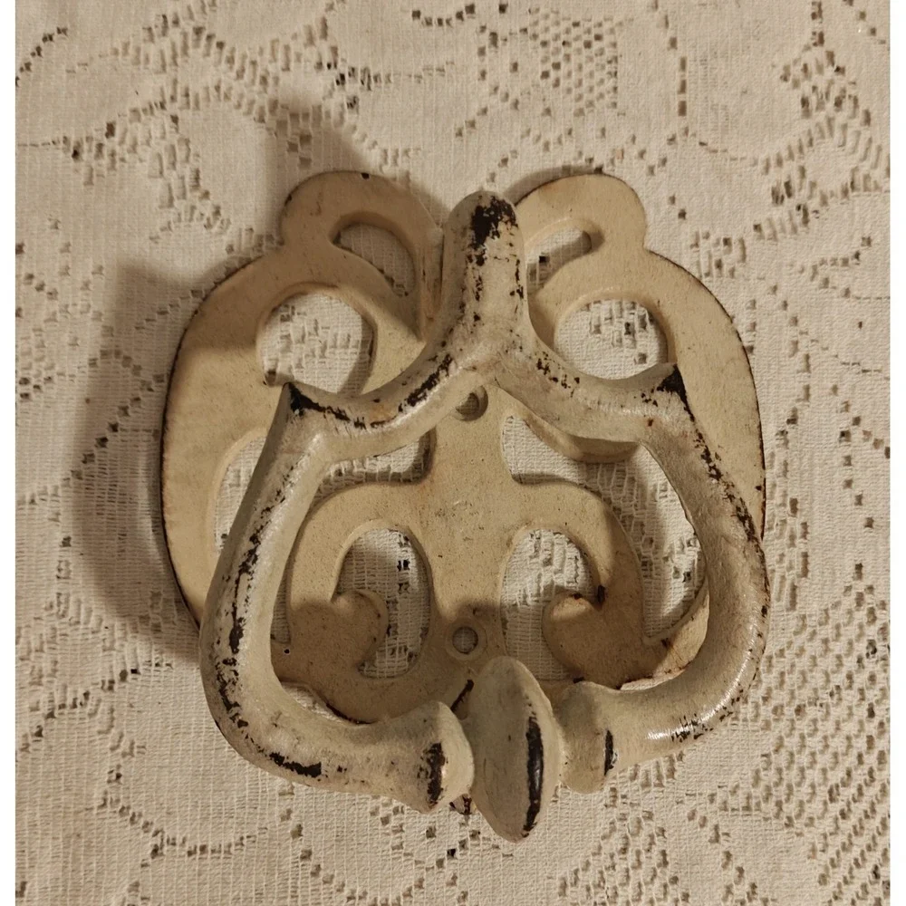 Vintage  Craftsman Ornate Cast Iron Door Knocker